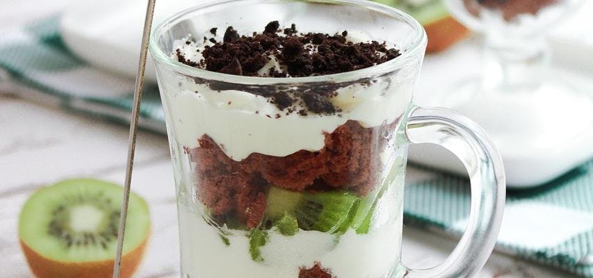 Chocolate & Kiwi Trifle recipe
