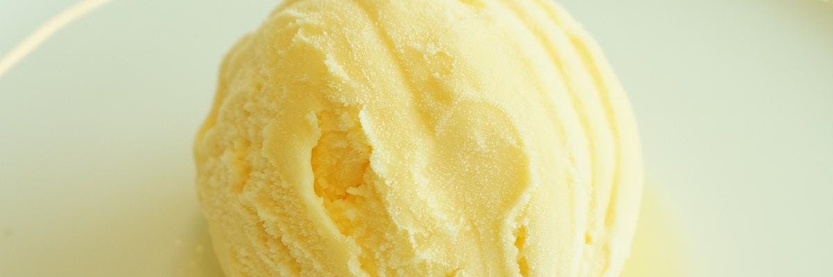 Homemade No-Churn Vanilla Ice Cream recipe