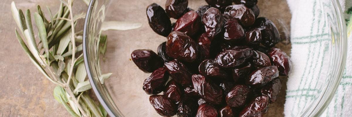 Luscious Fig & Olive Tapenade recipe