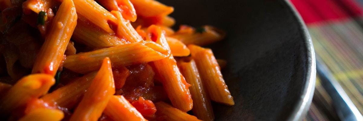 Simple Pasta with Tomato & Basil Sauce recipe