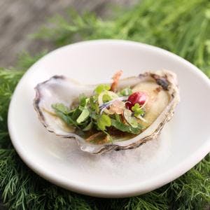Elegant Oysters with Crispy Onion & Caviar