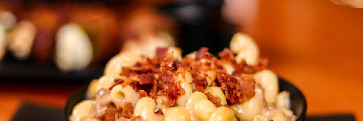 Creamy Mac and Cheese with Crispy Bacon & Onion Topping recipe