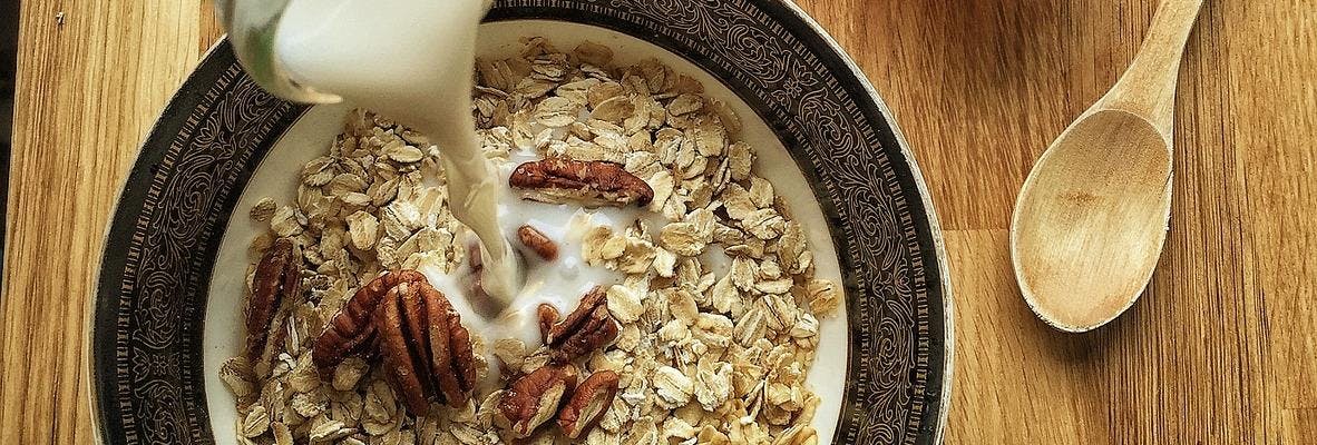 Vegan Porridge with Orange & Walnuts recipe