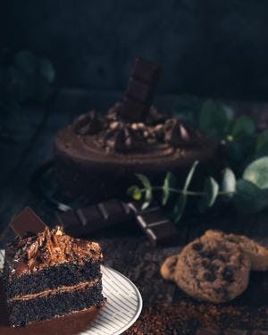 Velvety Dark Chocolate & Hazelnut Cake