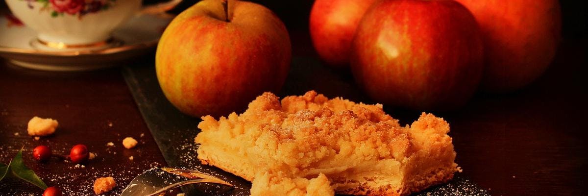 Apple Crumble Traybake recipe