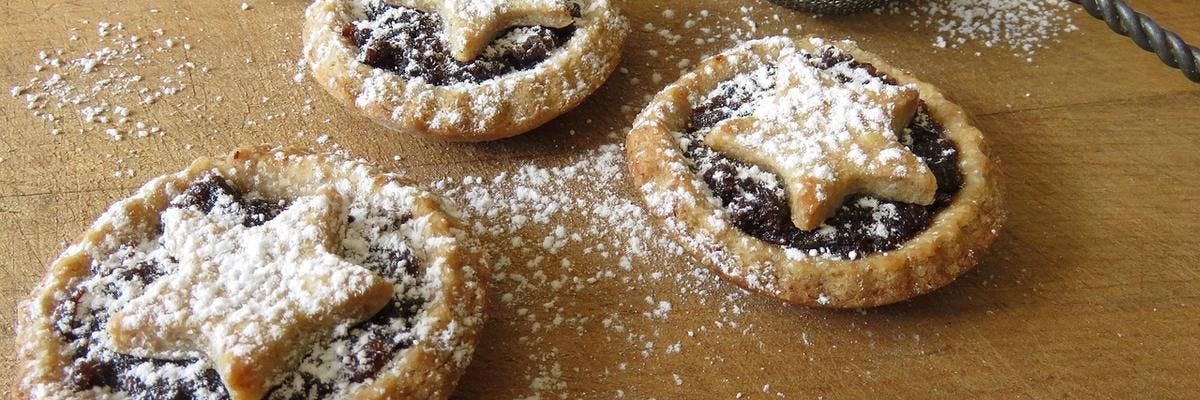 Classic Christmas Mince Pies recipe