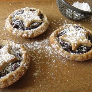 Classic Christmas Mince Pies