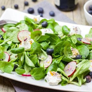 Spinach Salad with Creamy Goats Cheese, Sliced Radish & Blueberries