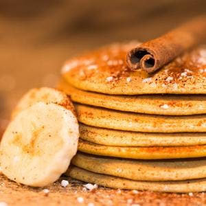 Sweet Cinnamon & Banana Pancakes