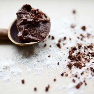 Heavenly Homemade Hazelnut Chocolate Spread