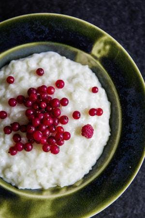 Creamy Rice Pudding with Red Currants 