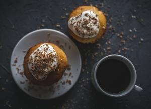 Coffee Cake Muffins with Glossy Meringue Icing