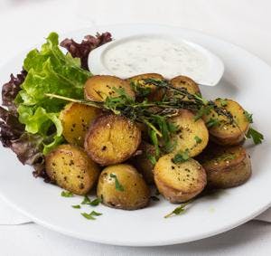 Crispy Potatoes with Homemade Sour Cream & Chive Dip