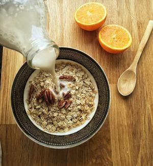 Vegan Porridge with Orange & Walnuts