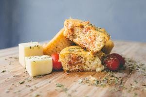 Savoury Cheese & Bacon Muffins