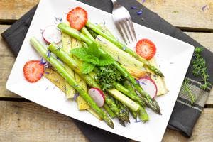 Grilled Asparagus with Sliced Radish & Strawberries
