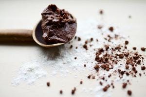 Heavenly Homemade Hazelnut Chocolate Spread